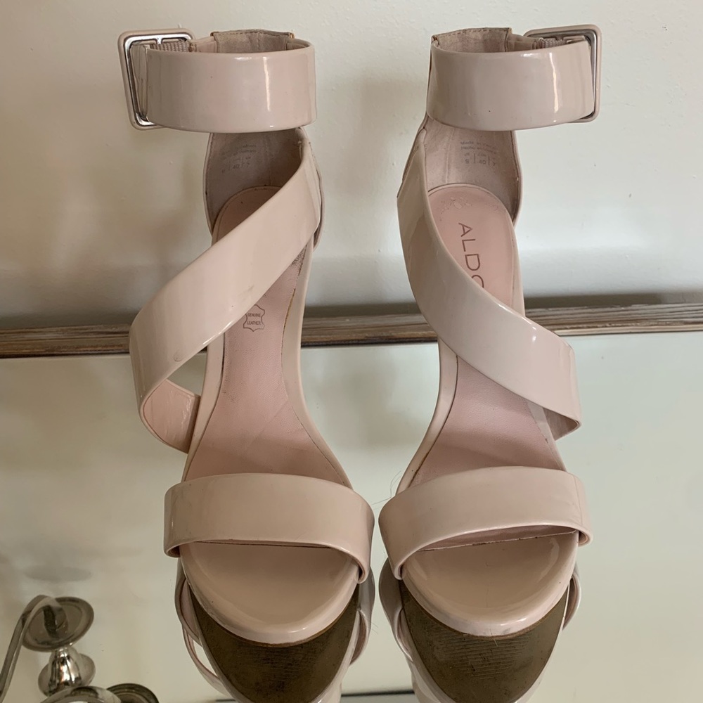 ALDO PUMPS